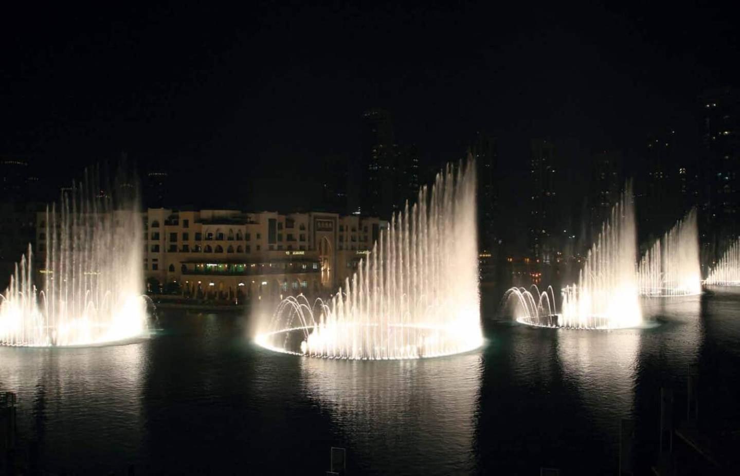 Fashionable Studio8 Min Walk To Burj Khalifa Apartment *