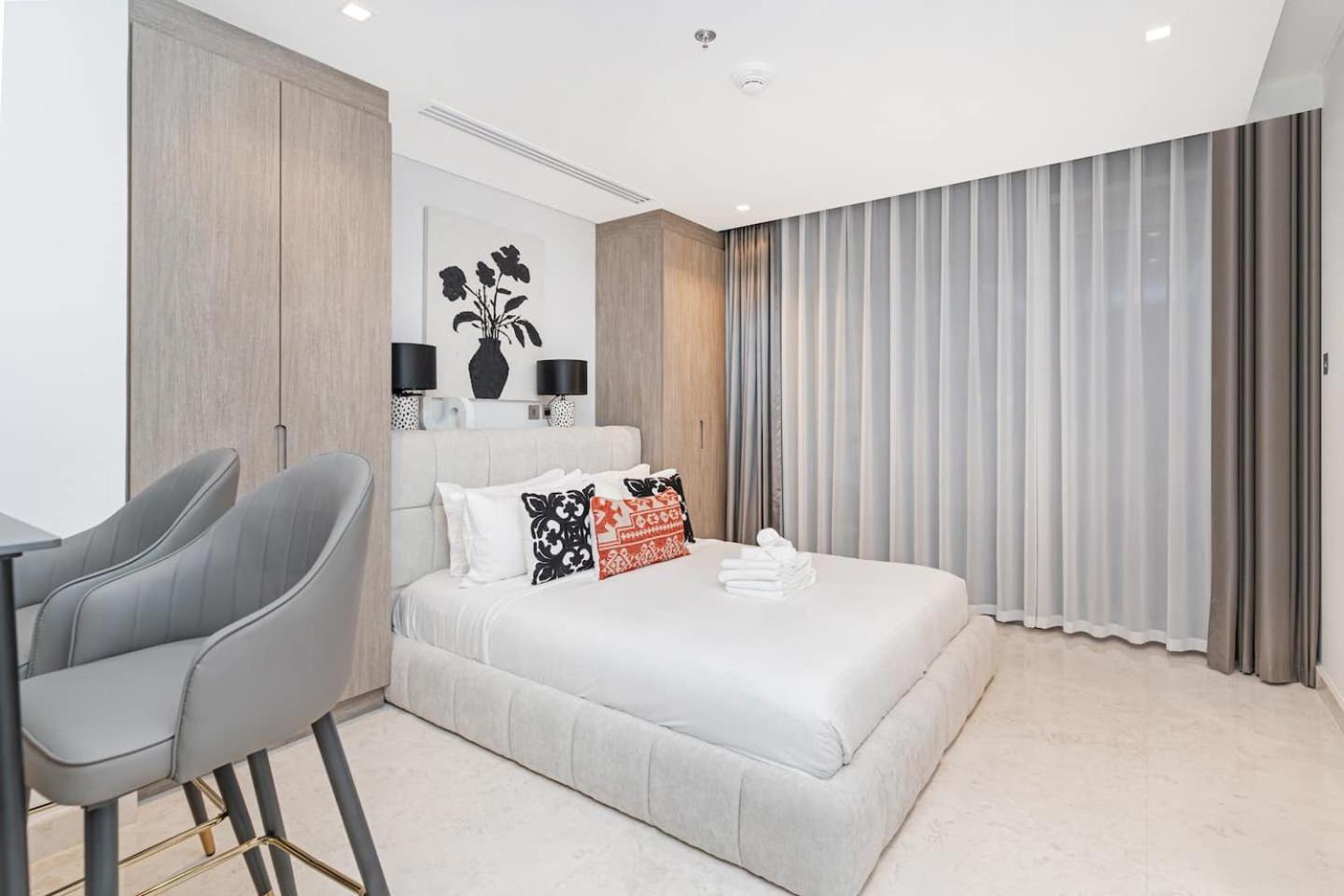 Apartment Fashionable Studio8 Min Walk To Burj Khalifa *